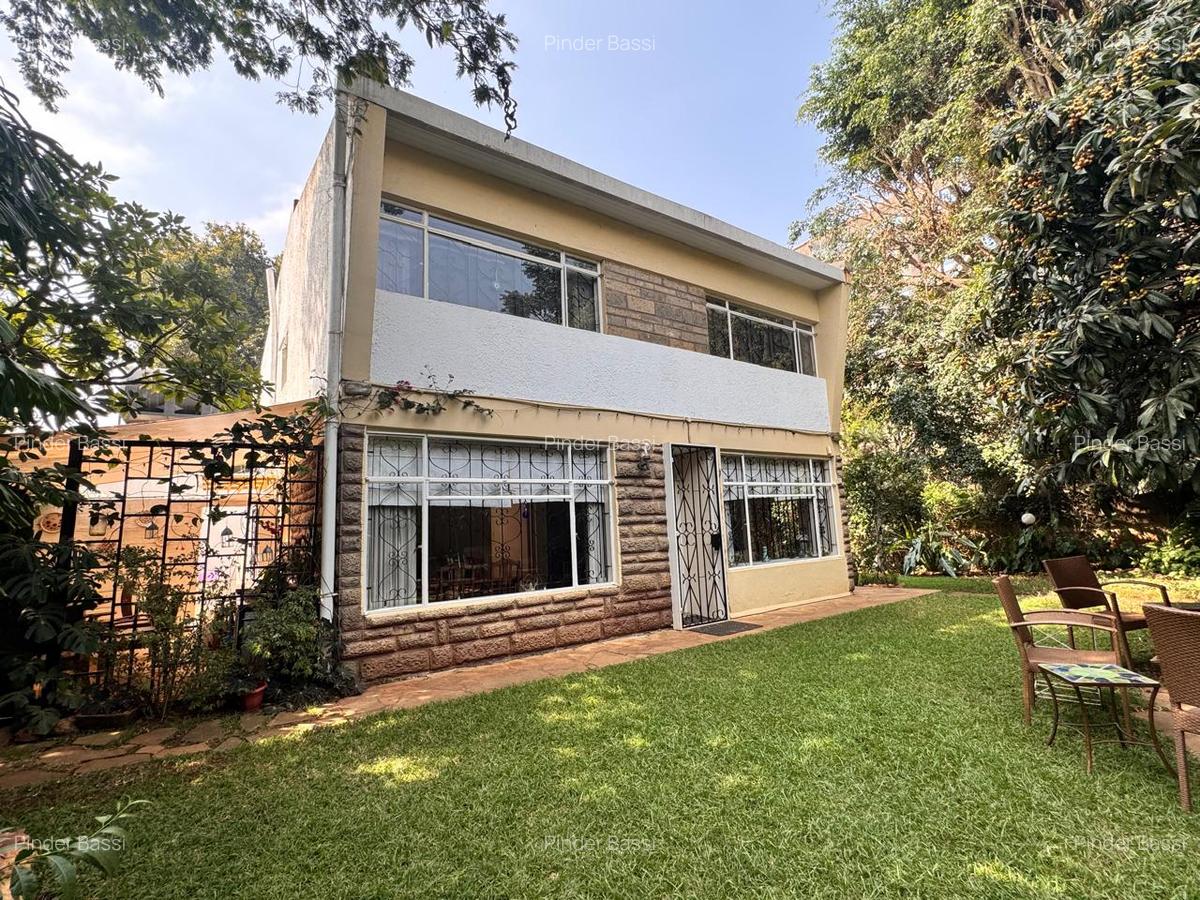 5-Bedroom Separate House — Kilimani