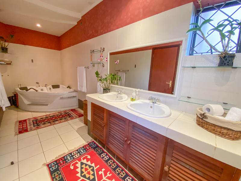 4-Bedroom Townhouse — Westlands — photo 45