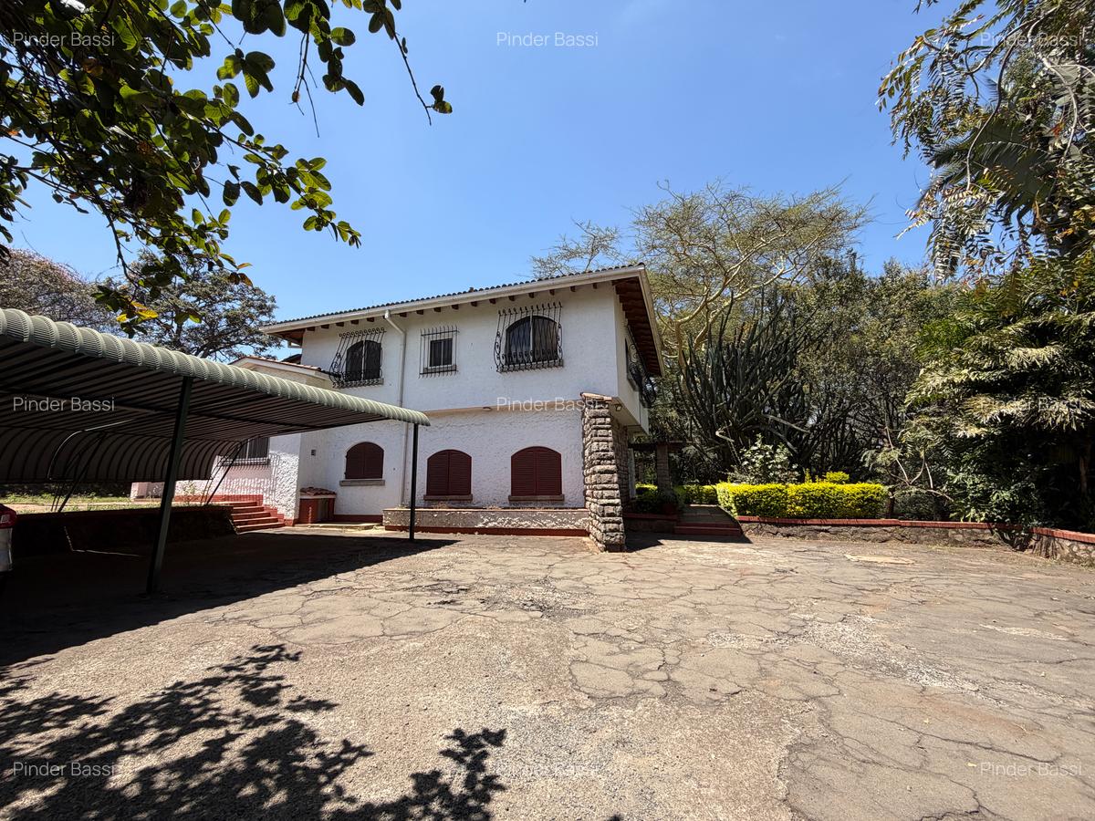 5-Bedroom Separate House — Lavington — photo 5