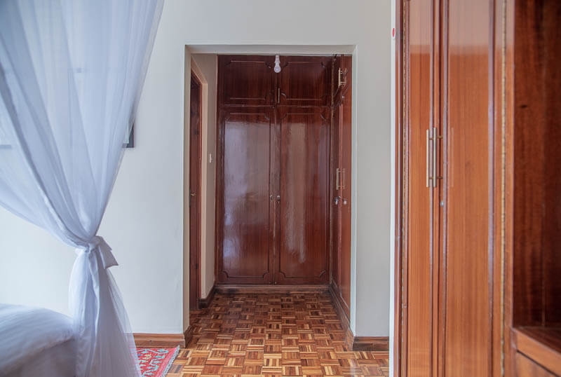 5-Bedroom Separate House — Runda — photo 19