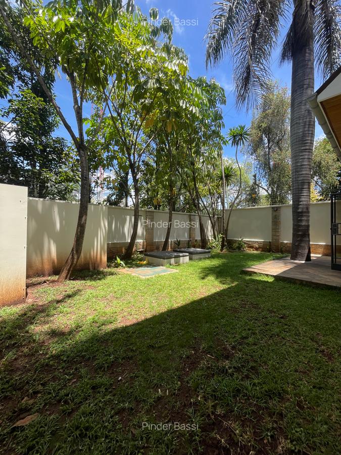 Townhouse — Lavington — photo 16