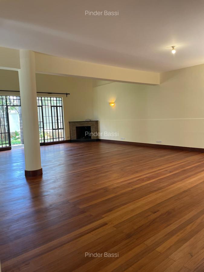 Townhouse — Lavington — photo 3